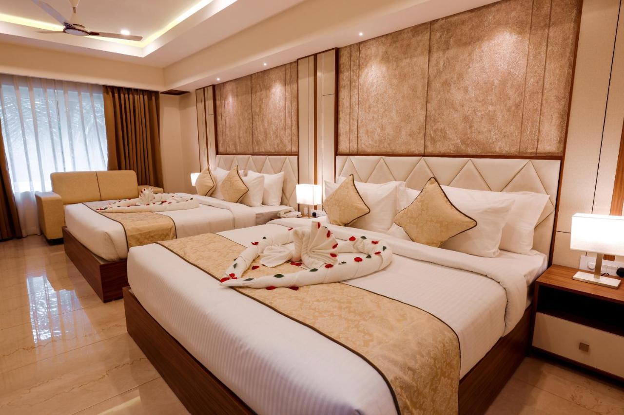 Krishnavalsam Regency Hotel Guruvayur Luaran gambar
