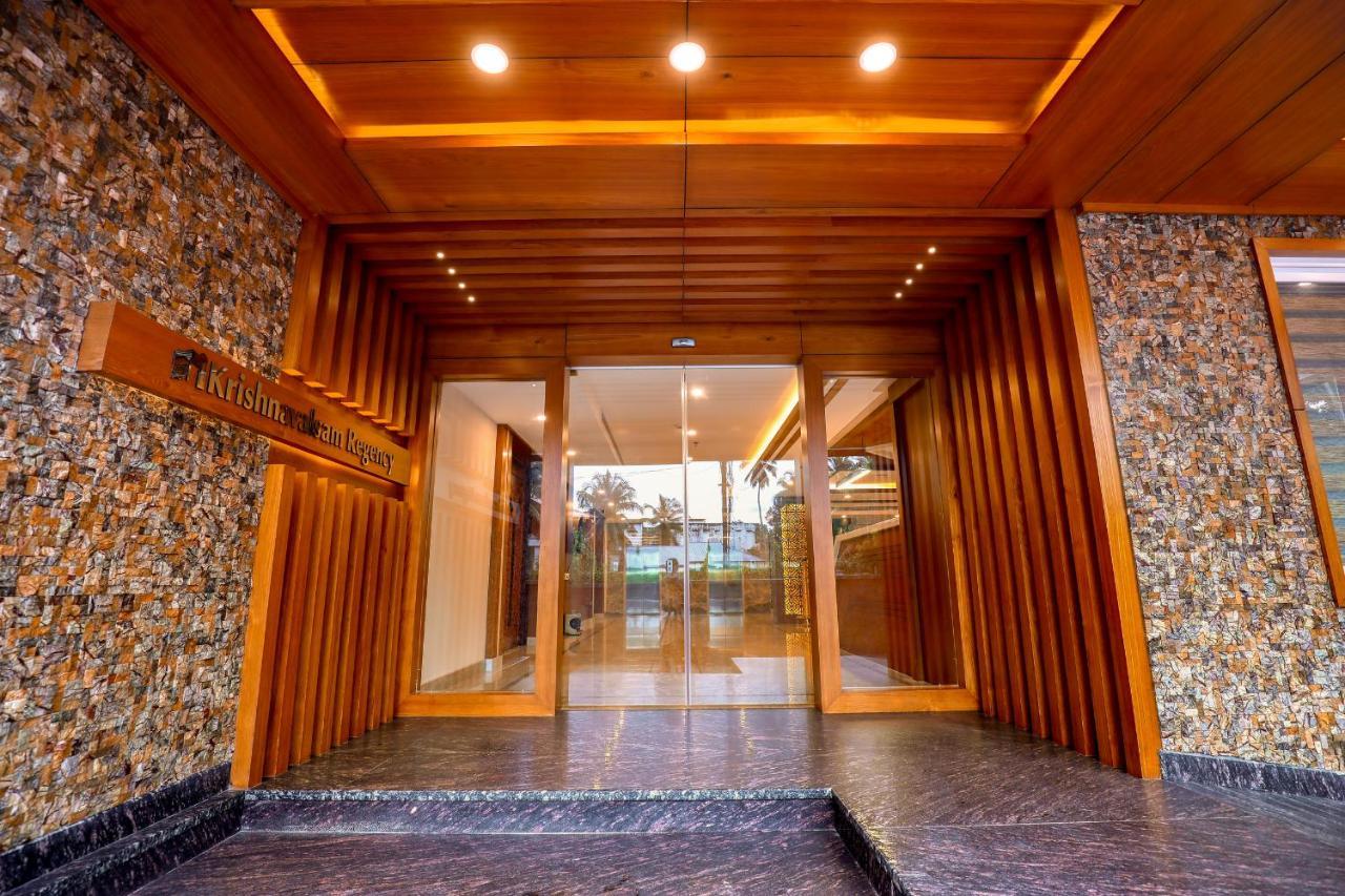 Krishnavalsam Regency Hotel Guruvayur Luaran gambar