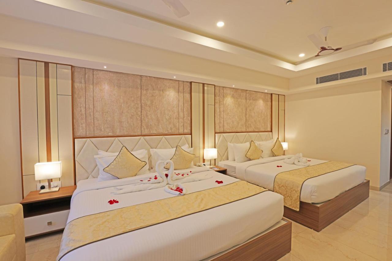 Krishnavalsam Regency Hotel Guruvayur Luaran gambar