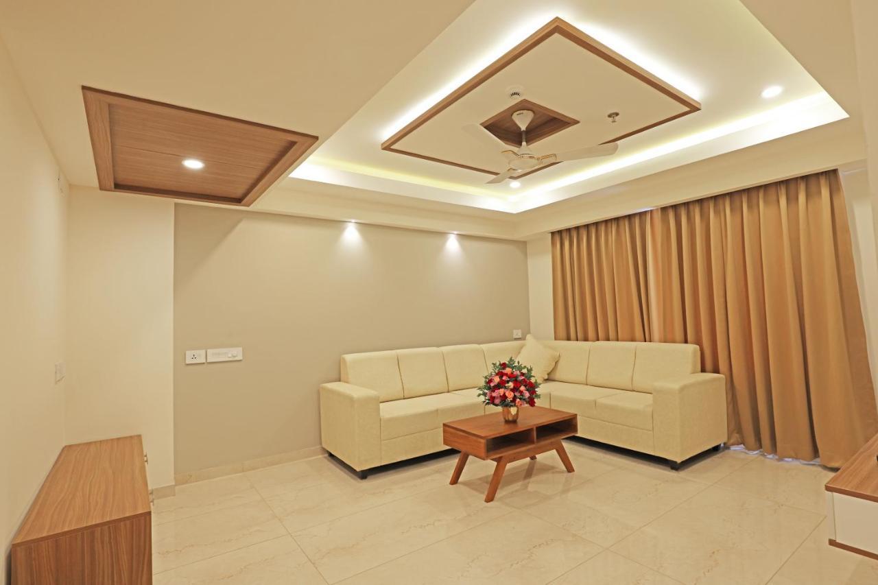 Krishnavalsam Regency Hotel Guruvayur Luaran gambar