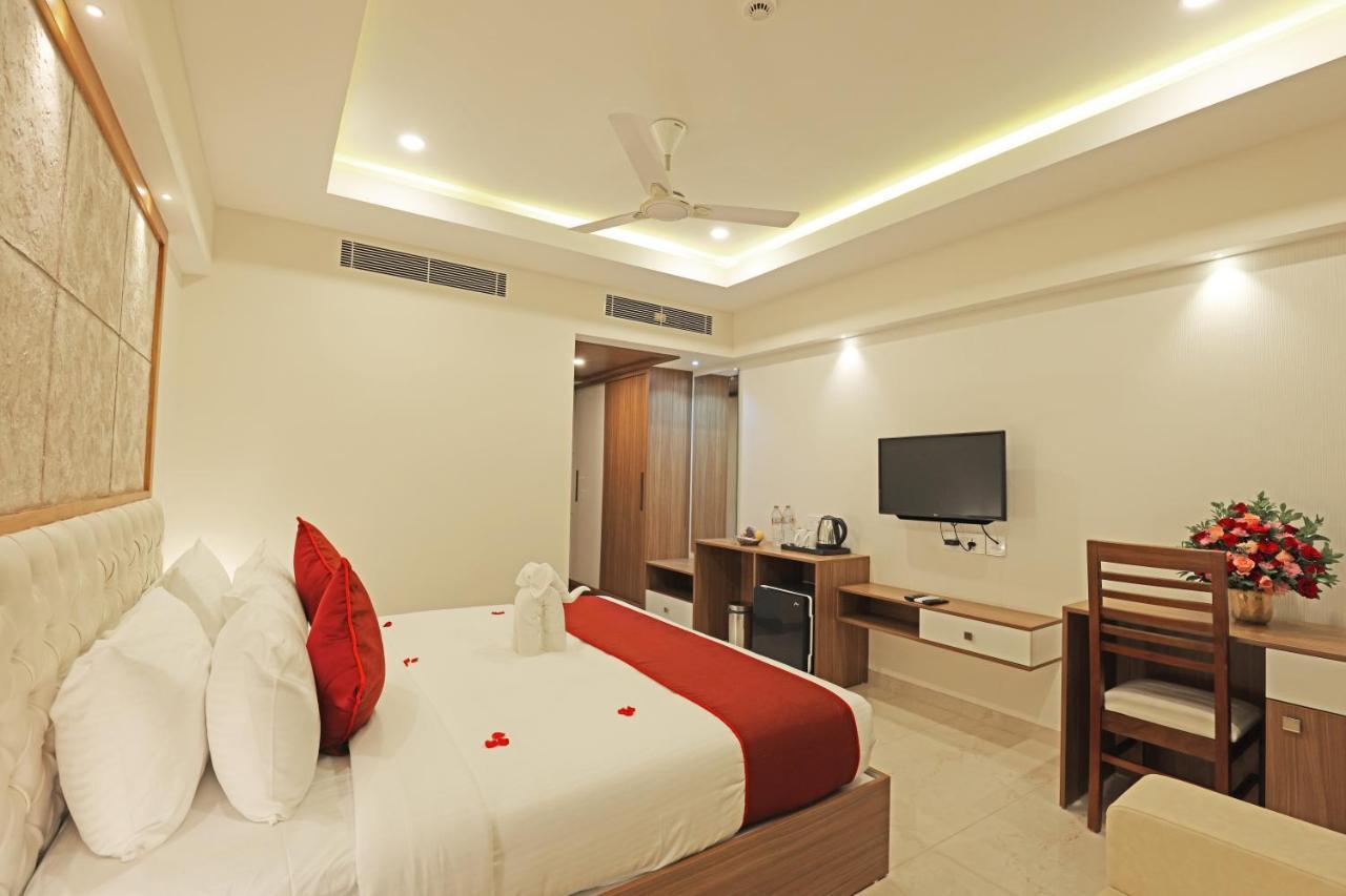 Krishnavalsam Regency Hotel Guruvayur Luaran gambar