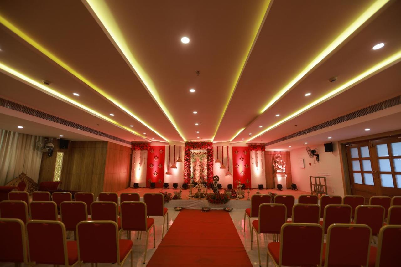 Krishnavalsam Regency Hotel Guruvayur Luaran gambar