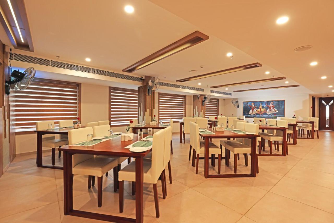 Krishnavalsam Regency Hotel Guruvayur Luaran gambar